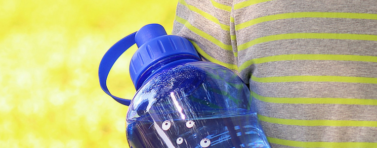 Вода из пластиковых бутылок